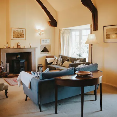 Traditional 3-bed Near Richmond By Mcpi Hosting, Ideal For Families & Groups * Moulton (North Yorkshire)