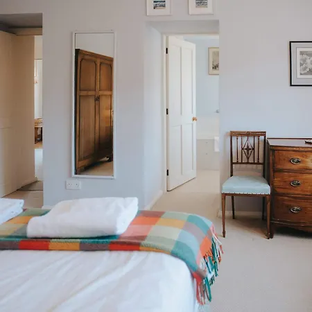 Traditional 3-bed Near Richmond By Mcpi Hosting, Ideal For Families & Groups Moulton (North Yorkshire)