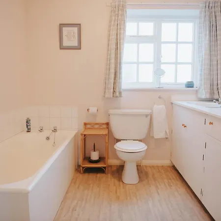 Traditional 3-bed Near Richmond By Mcpi Hosting, Ideal For Families & Groups * Moulton (North Yorkshire)